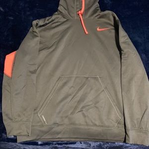 Nike Therma-Fit Hoodie